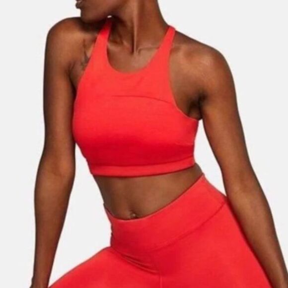 Outdoor Voices Raspberry Sports Bra Crop Top Size M Activewear Performance - Picture 2 of 9